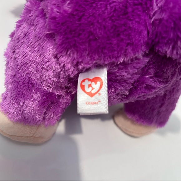 TY BEANIE BOOS - GRAPES the 10” the purple MONKEY - Picture 3 of 9